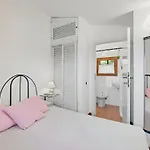 بيت للعطل Petunia By Interhome لا ماداّلينا