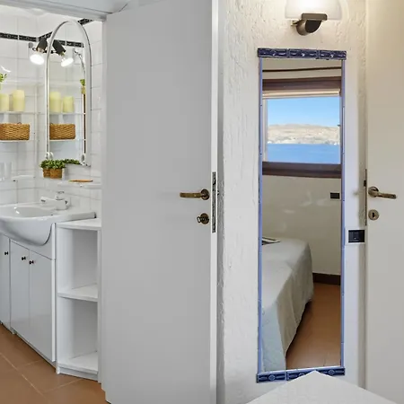 Petunia By Interhome